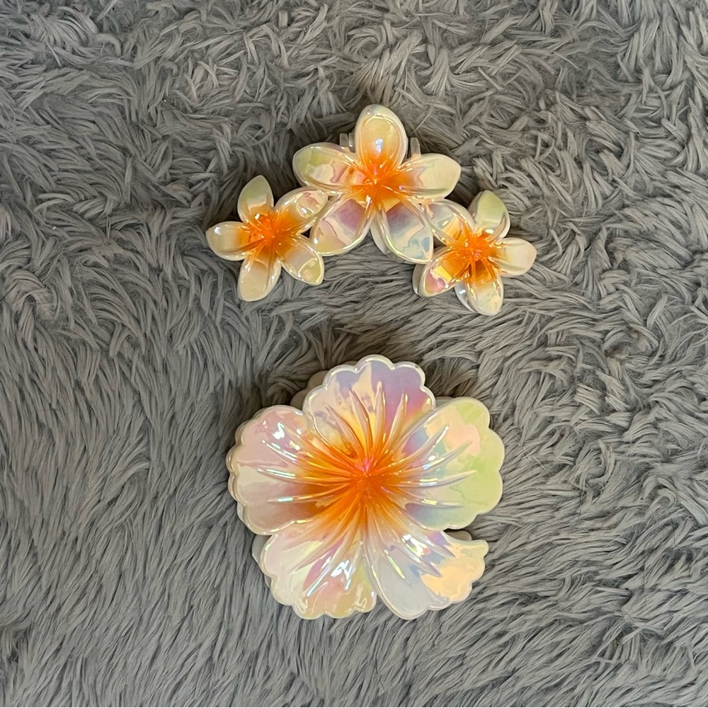 Set of 2 Orange Floral Hair Clips